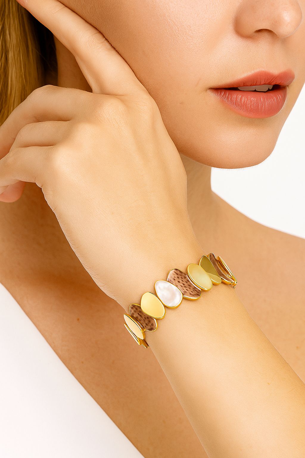 Luxury hand-painted thin-film enamel bracelet for wome