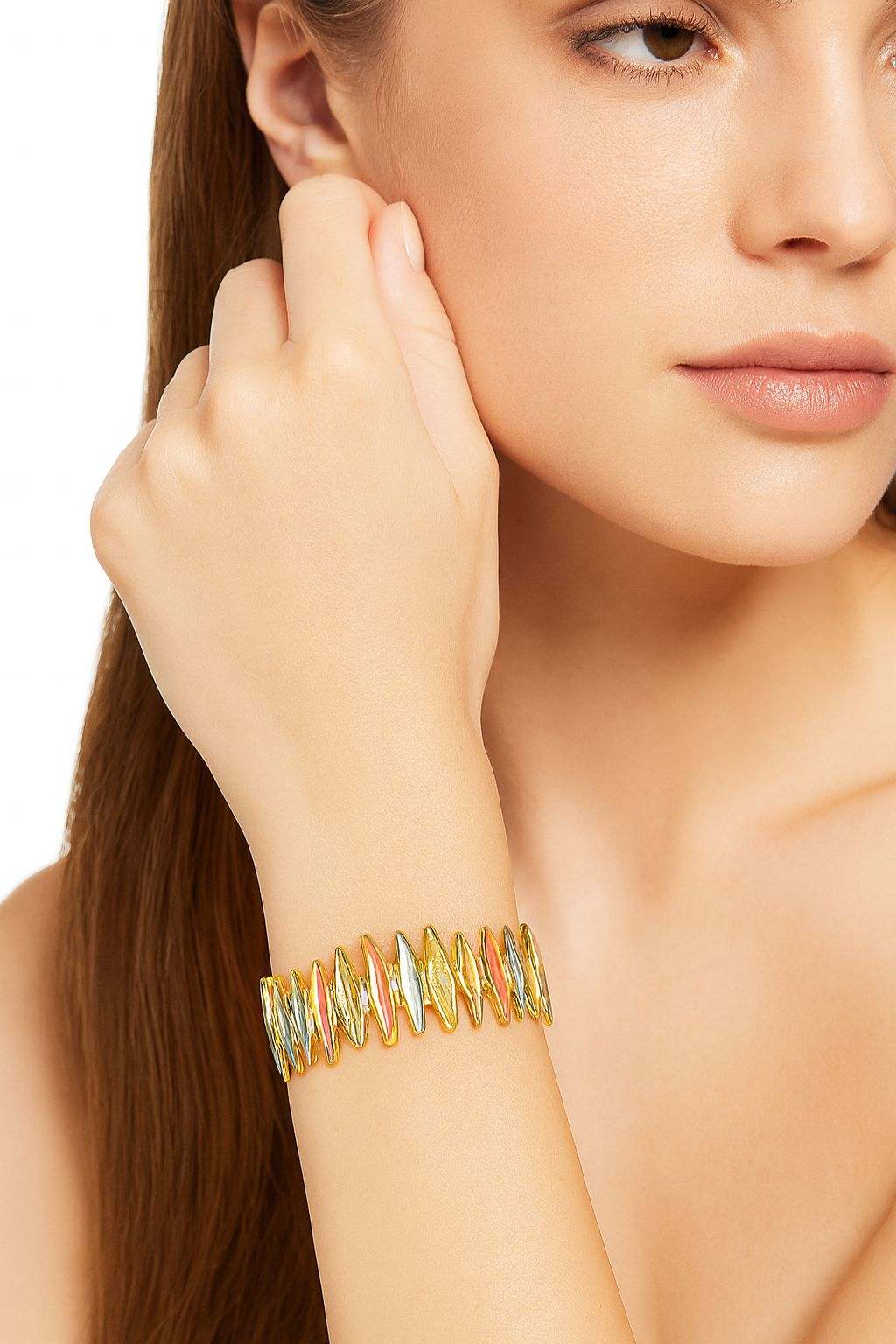 Artistic alloy bracelet with tri color enamel