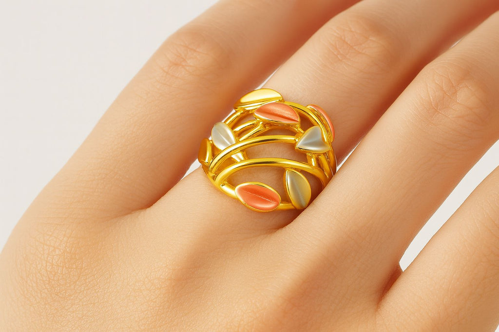 Women’s artistic enamel leaf ring in gold