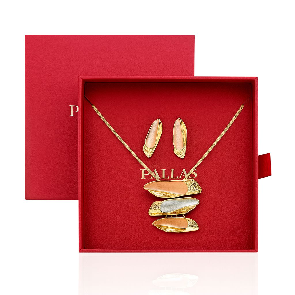 Luxury jewelry gift box featuring necklace and earring set
