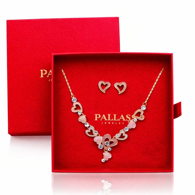 Heart jewelry set gift box ideal for Valentine’s Day and anniversary gift