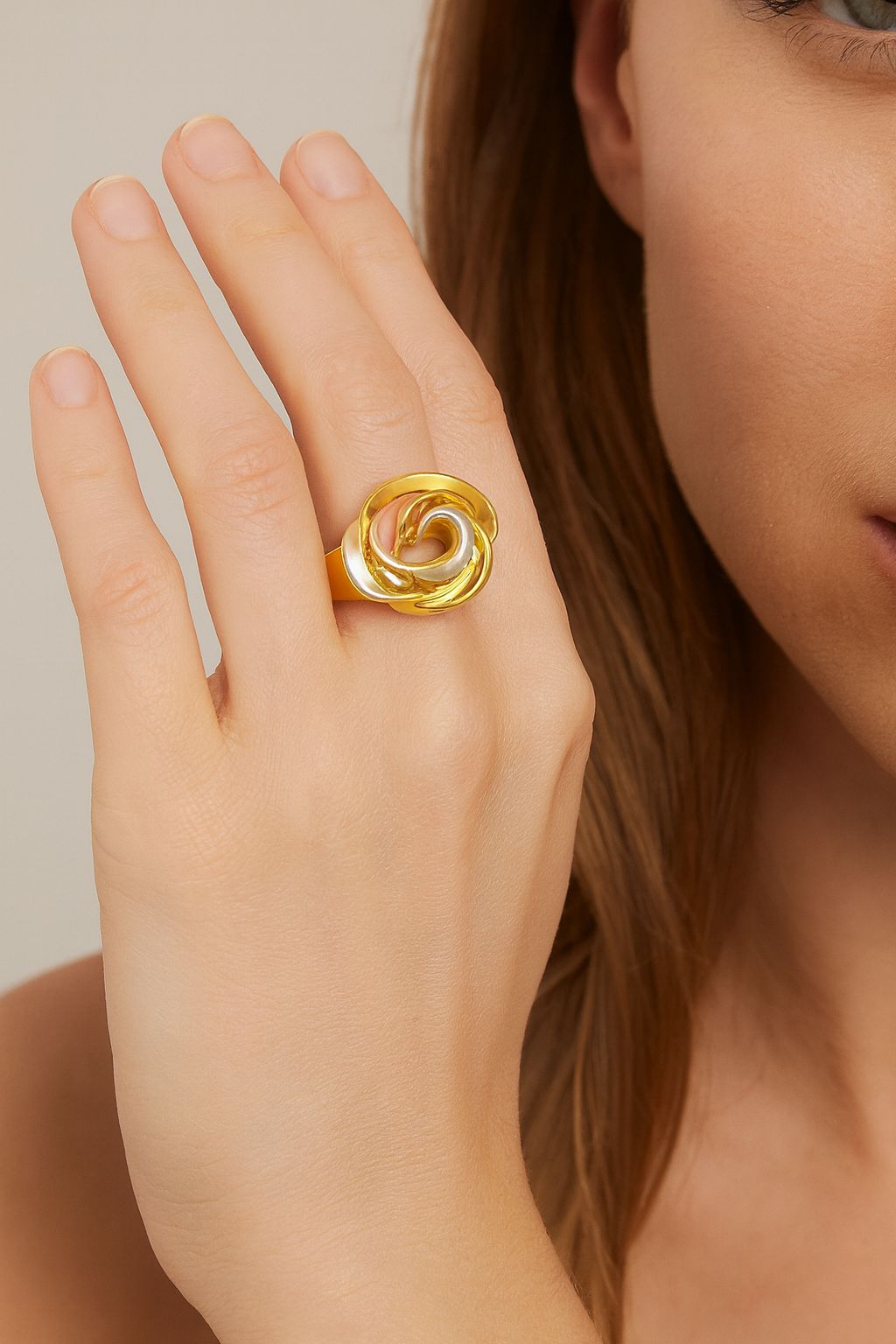 Artistic adjustable swirl ring with enamel details