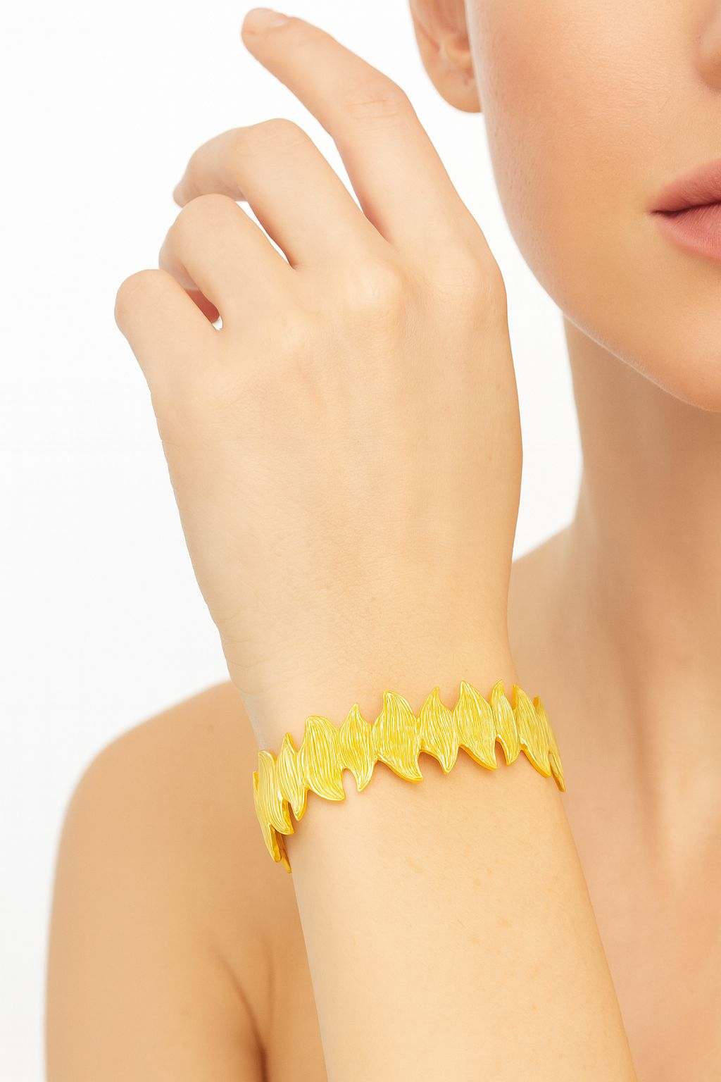 Golden Leaf Wave Textured Bracelet KC gold plated alloy bangle with hand-painted leaf design on wrist