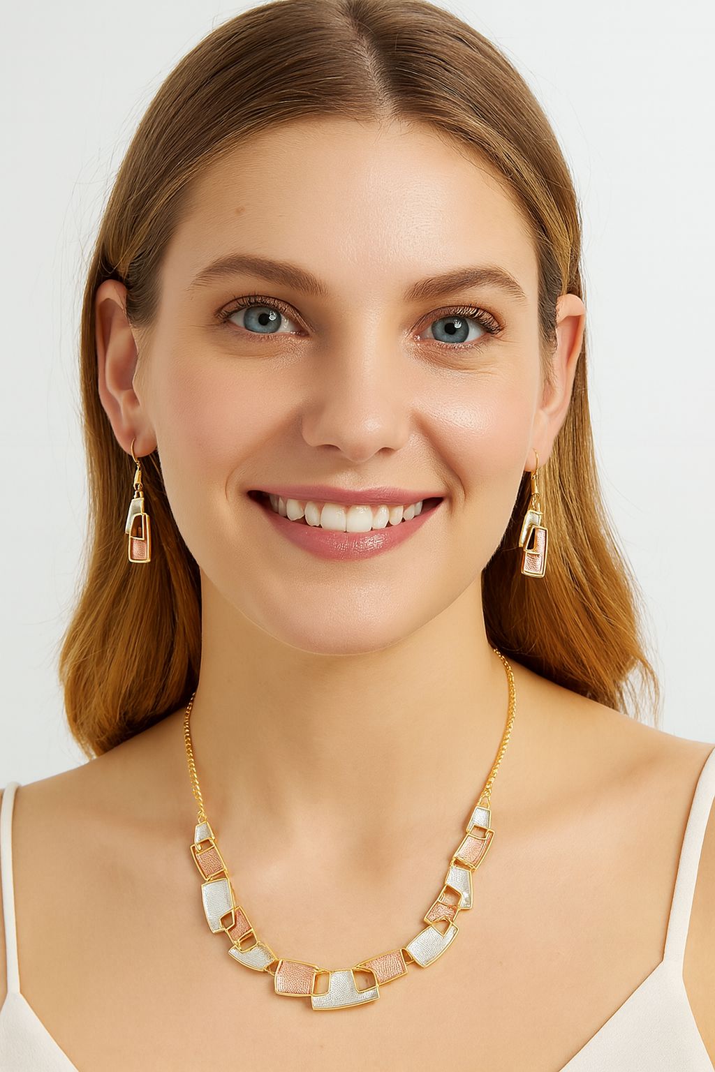 Hand-painted rectangle pendant details in modern art jewelry