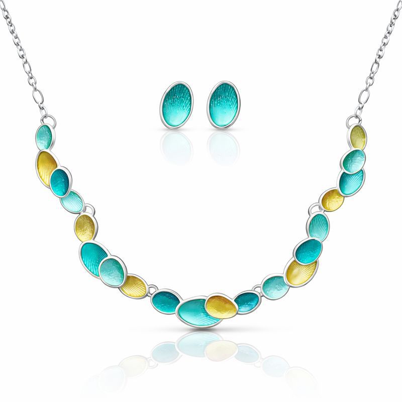 Oval enamel necklace and stud earrings set in KC gold plated alloy