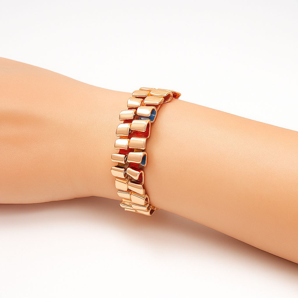Pastel heart bracelet with KC gold plating – stylish women’s accessory